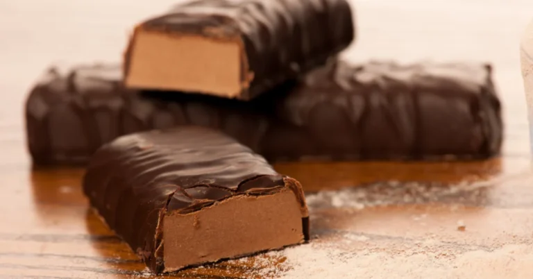 Simply Protein Bars: The Ultimate Snack for Fitness Lovers